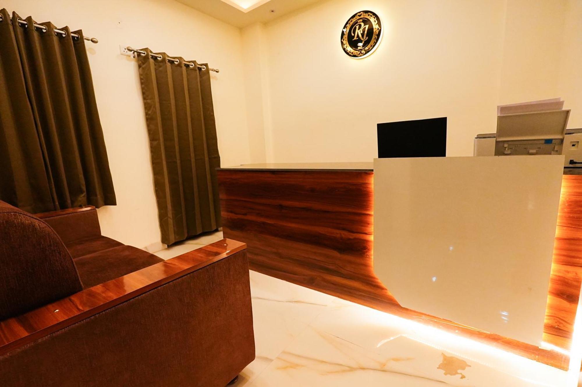 Hotel Rj Patna  Dış mekan fotoğraf